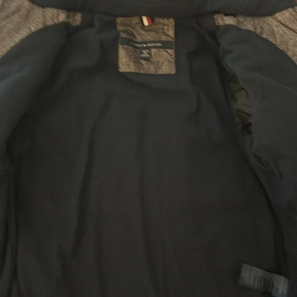 Tommy Hilfiger Boys coat - Picture 3 of 3